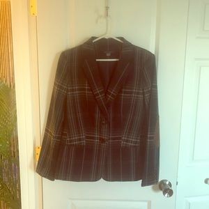 Tommy Hilfiger Fall Plaid Blazer